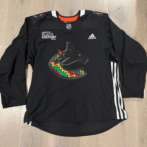 Vancouver Canucks Black History Month Anson Carter #77 Jersey MIC